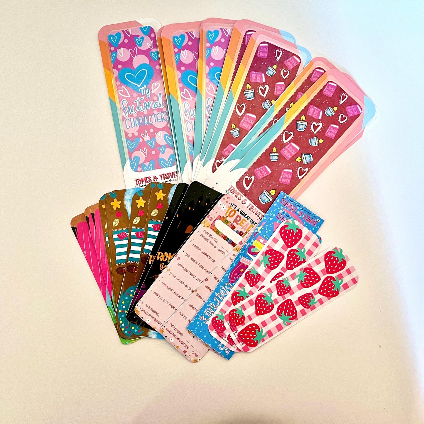 Plot Twist Bookmark Laminated Hand-Drawn Bookmark for Book Lovers bookish gift - Tomes and Troves